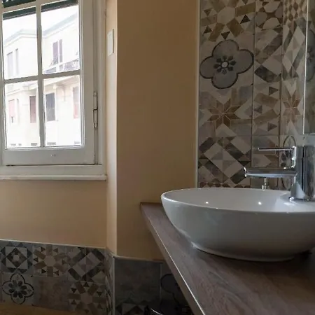 Πανσιόν Central City Genova