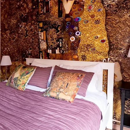 Central City Genova * Генуя